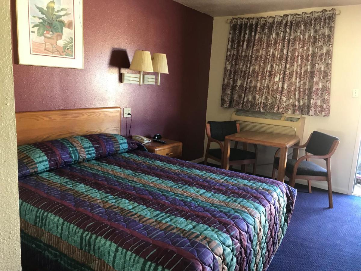 Luxury Inn George West Dış mekan fotoğraf